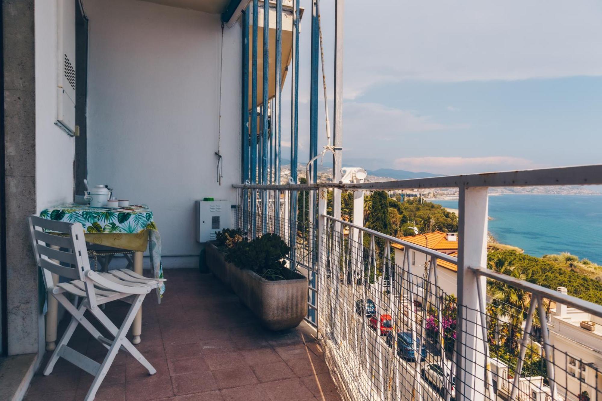 177 - Casa Angela, Vista Mare, 5 Min Dalla Apartment
